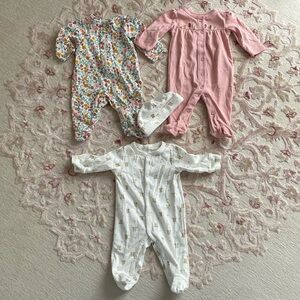 Carter’s Baby Girl Footies, Size 0-3 months,
